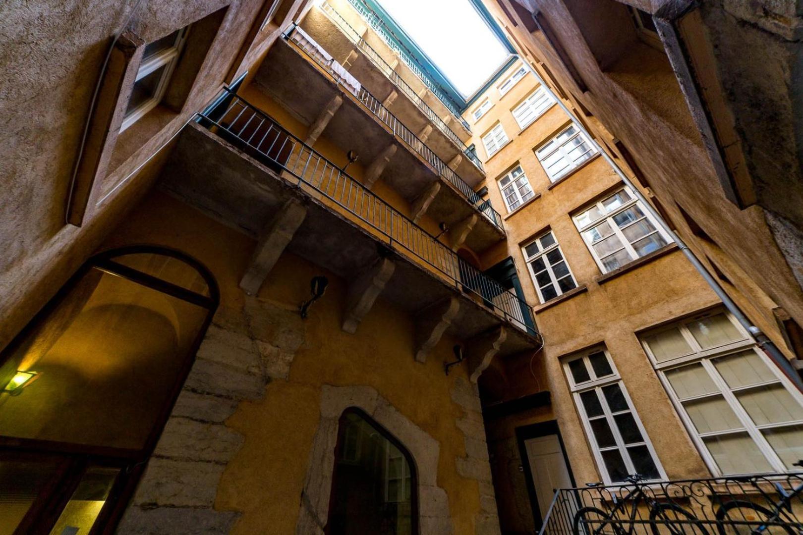 High-End Apartment Overlooking The Quays Ail Lyon Extérieur photo